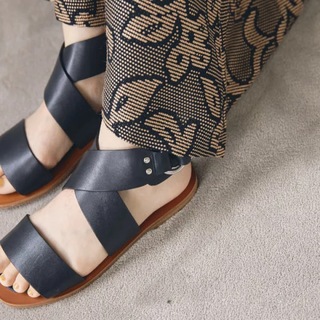 トゥデイフル(TODAYFUL)のtodayful  flat belt sandal(サンダル)