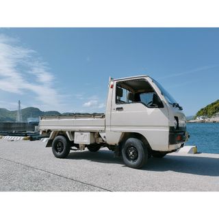 ミツビシ(三菱)のミニキャブ　m-u18t(車体)