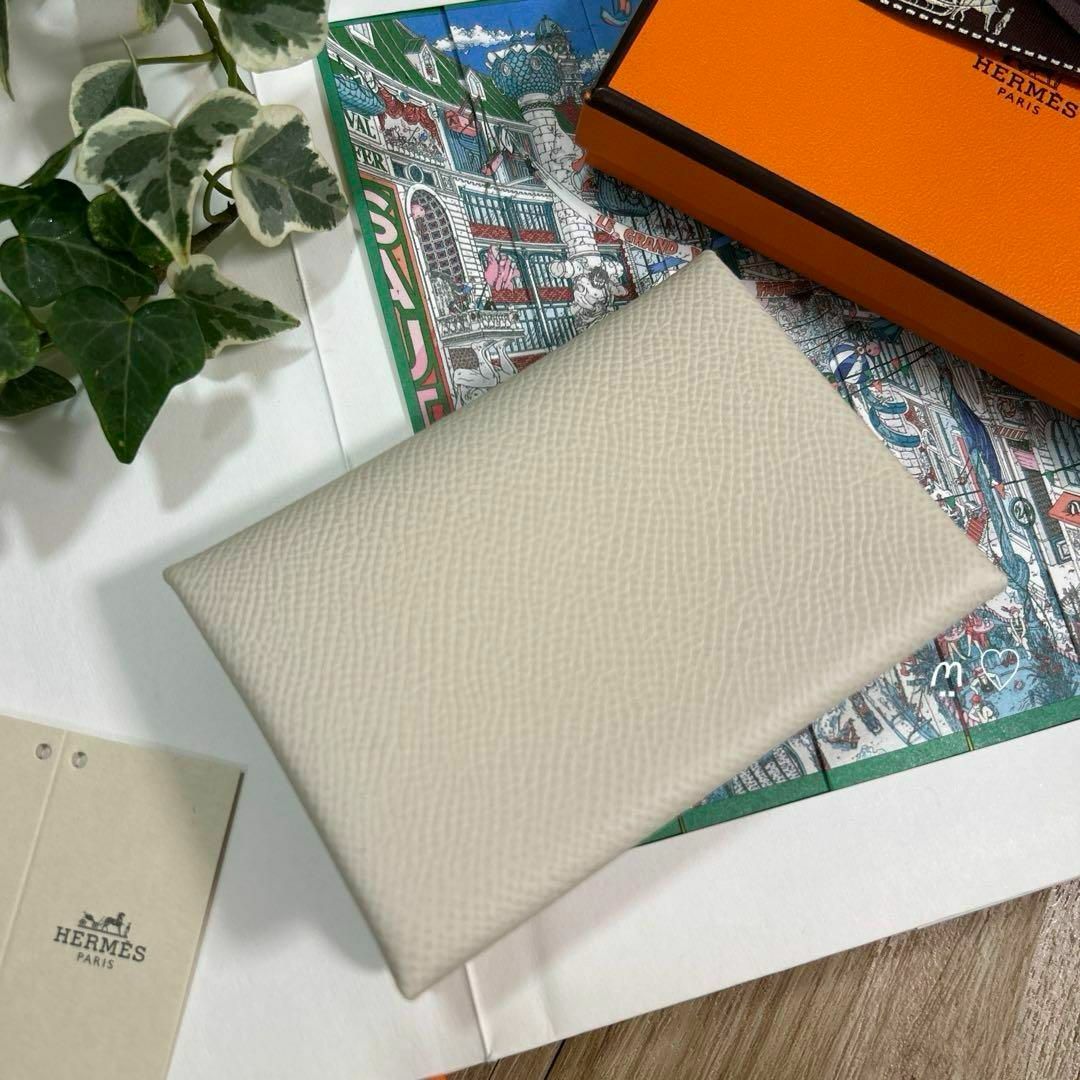 Hermes(エルメス)の新品　HERMES　エルメス　カルヴィデュオ　ナタ　ミニ財布　コインカードケース レディースのファッション小物(コインケース)の商品写真