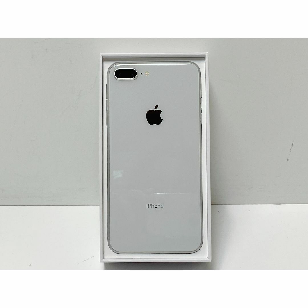 Apple(アップル)のiPhone8 Plus 64GB シルバー MQ9L2J／A SIMフリー16 スマホ/家電/カメラのスマートフォン/携帯電話(スマートフォン本体)の商品写真