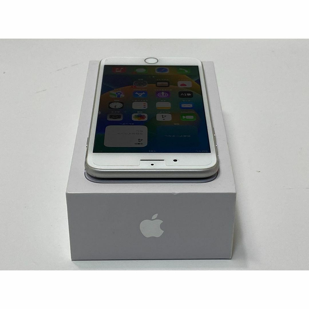Apple(アップル)のiPhone8 Plus 64GB シルバー MQ9L2J／A SIMフリー16 スマホ/家電/カメラのスマートフォン/携帯電話(スマートフォン本体)の商品写真