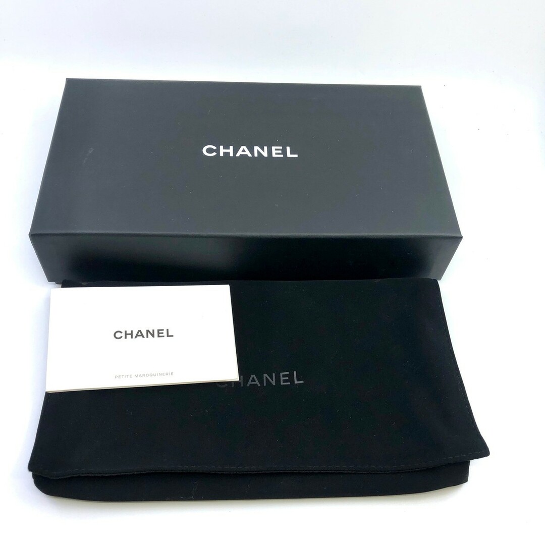 CHANEL(シャネル)の美品 シャネル CHANEL マトラッセ フラップウォレット 二つ折り長財布  キャビアスキン レディース ボルドー系 ロングウォレット レディースのファッション小物(財布)の商品写真