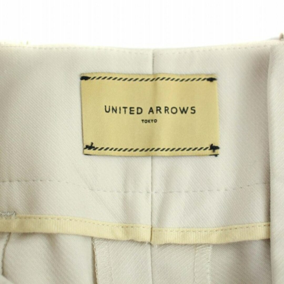 UNITED ARROWS(ユナイテッドアローズ)のユナイテッドアローズ ベイカーパンツ  S アイボリー レディースのパンツ(その他)の商品写真