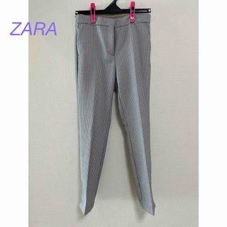 ザラ(ZARA)のセンタープレスパンツ（ZARA）(カジュアルパンツ)