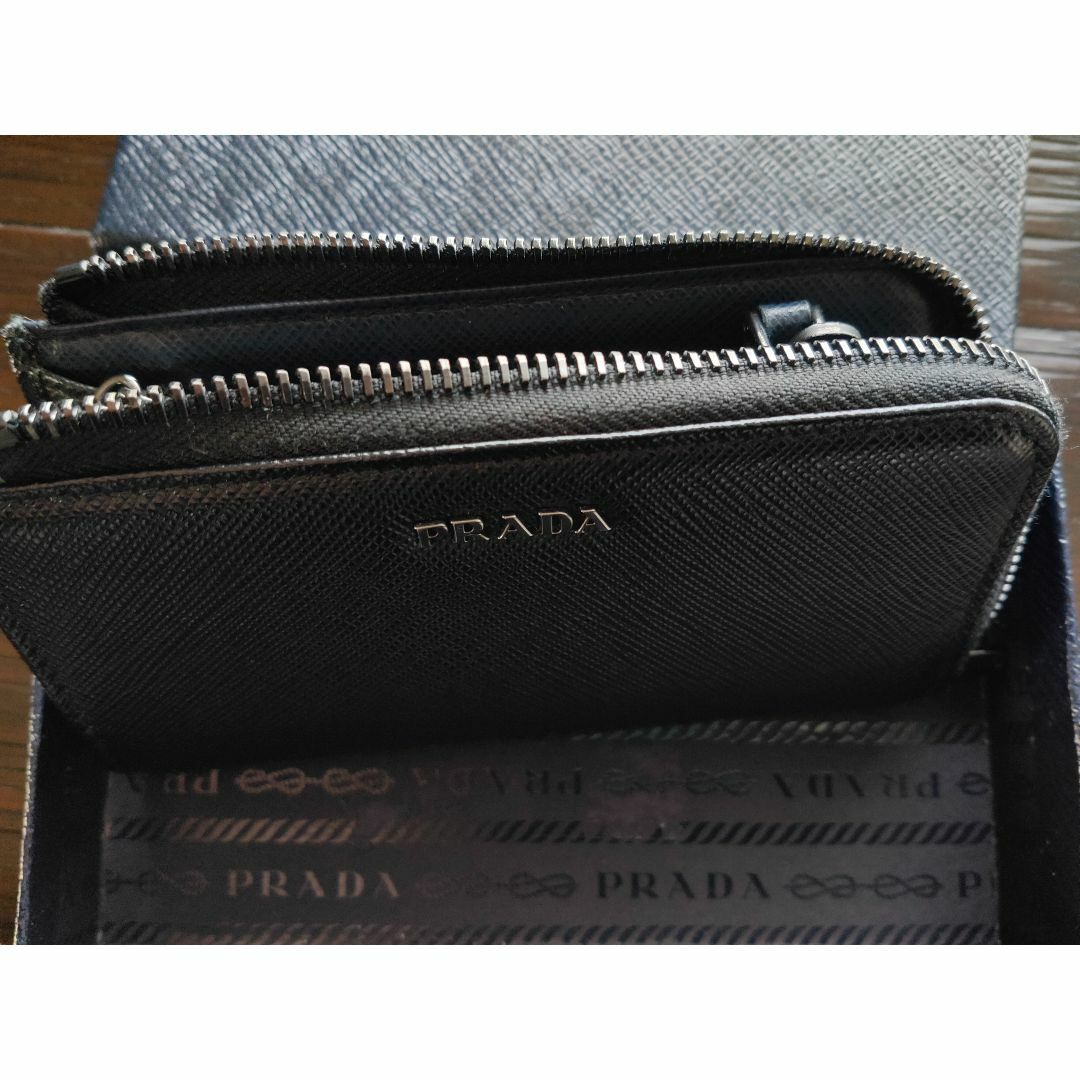 PRADA(プラダ)のPRADA　レザー　カードケース　コインケース　キーリングつき メンズのファッション小物(コインケース/小銭入れ)の商品写真