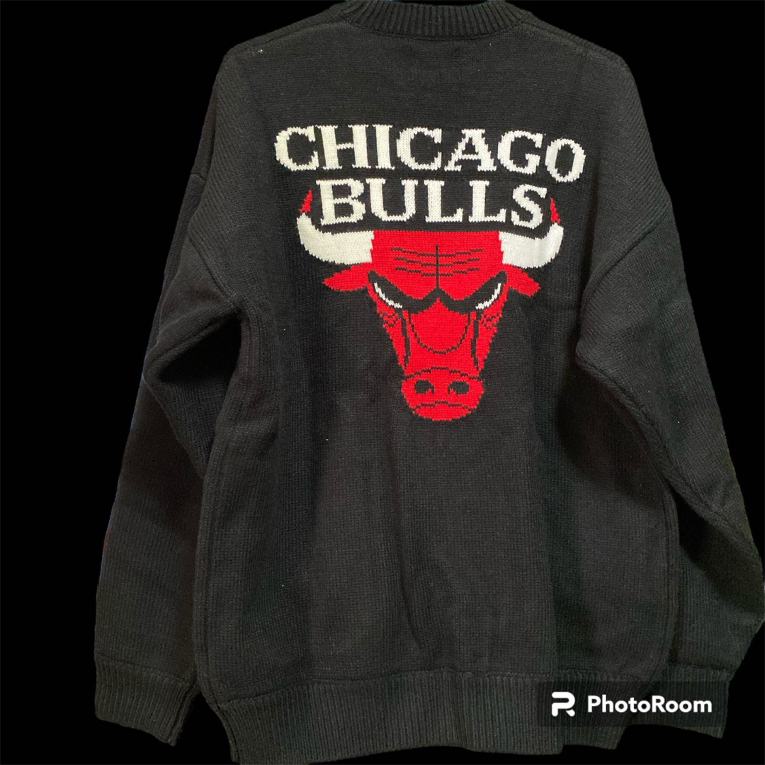 FREAK'S STORE(フリークスストア)の新品・未使用フリークスストア・CHICAGO Bulls・カーディガンブラックm メンズのトップス(カーディガン)の商品写真