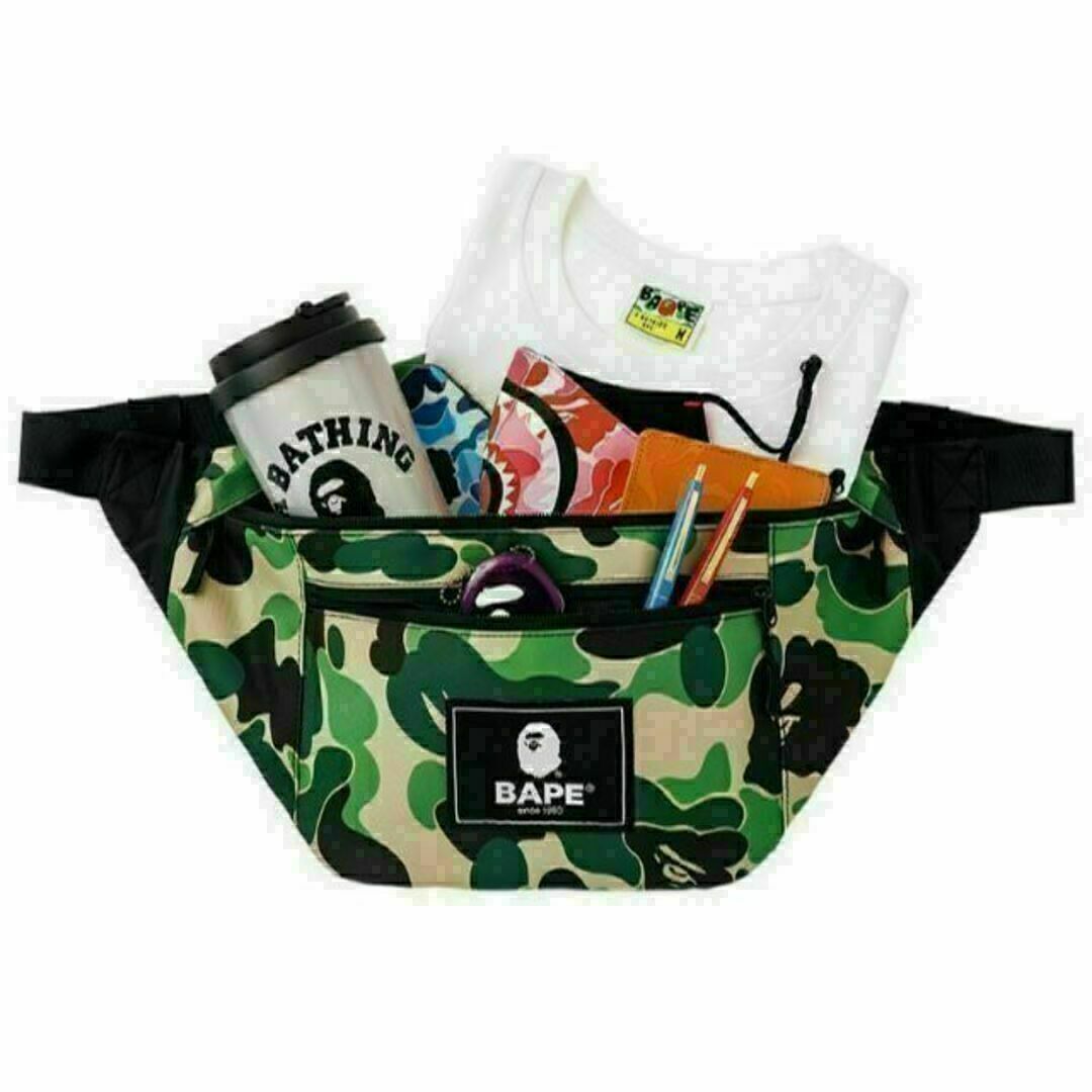 A BATHING APE(アベイシングエイプ)の【新品未使用】A BATHING APE ベイシングエイプ 大容量ボディバッグ メンズのバッグ(ボディーバッグ)の商品写真