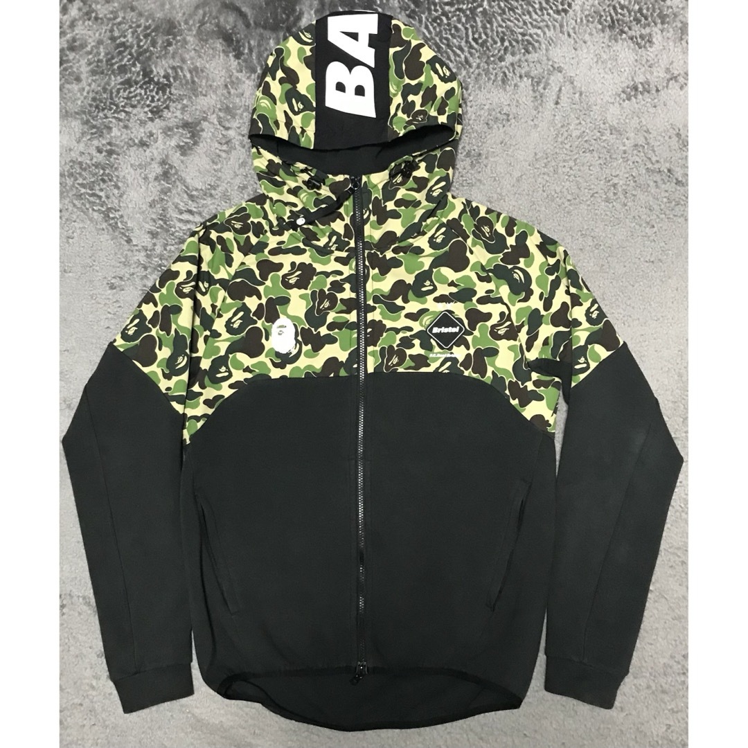 A BATHING APE(アベイシングエイプ)のアベイシングエイプ　fcrb サルカモパーカー メンズのジャケット/アウター(マウンテンパーカー)の商品写真