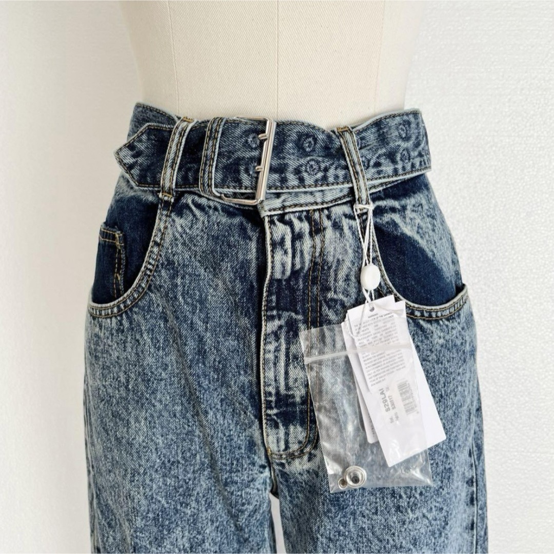 Maison Martin Margiela(マルタンマルジェラ)のMaison Margiela マルジェラ　ベルト付きデザインデニム　ジーンズ レディースのパンツ(デニム/ジーンズ)の商品写真