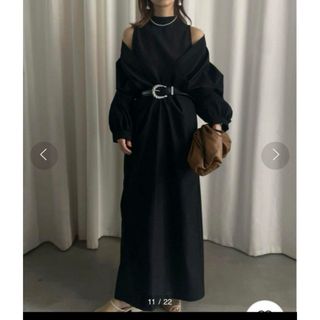 アメリヴィンテージ(Ameri VINTAGE)のMEDI OFF SHOULDER PUFF SLEEVE DRESS(ロングワンピース/マキシワンピース)