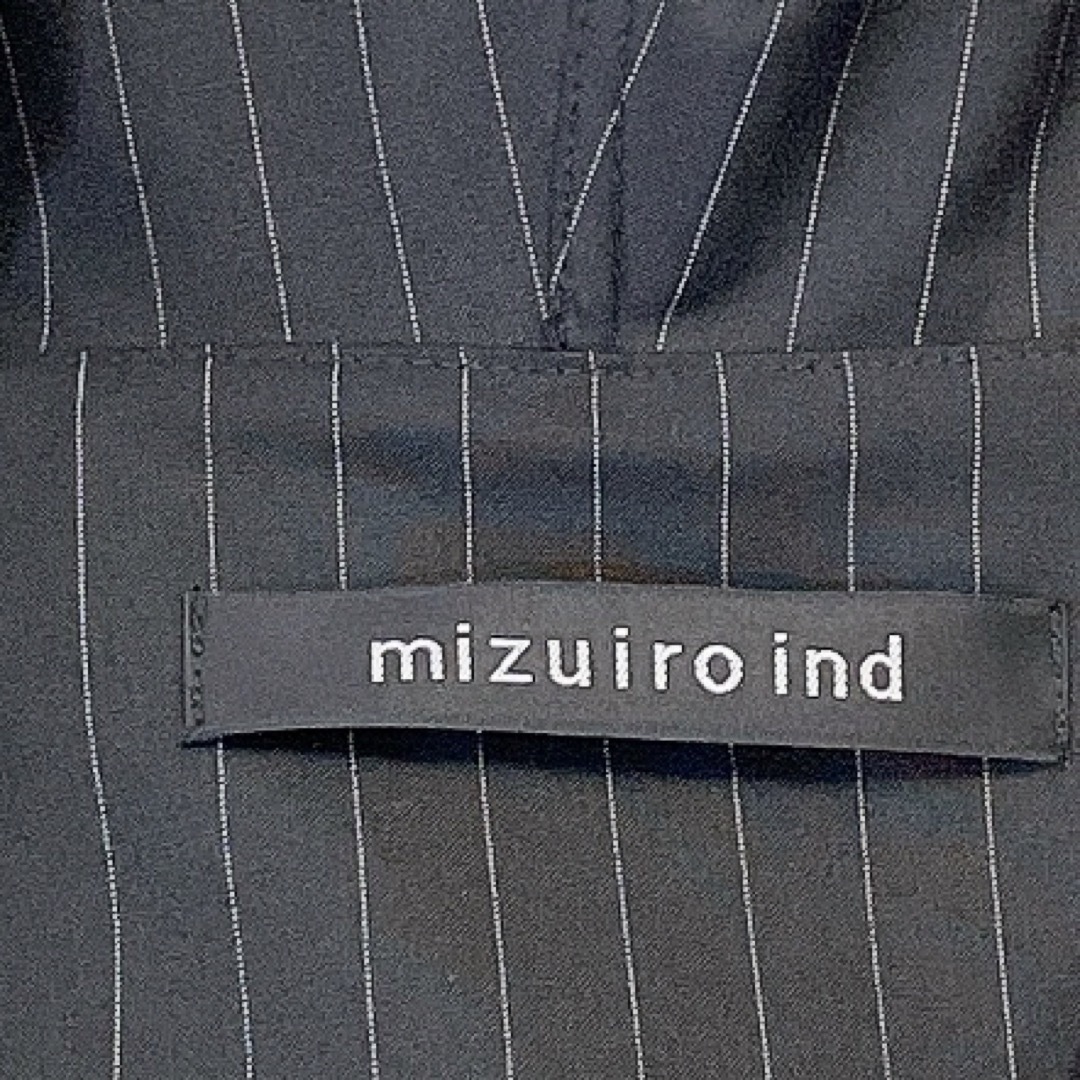 mizuiro ind(ミズイロインド)の美品⭐️ミズイロインド ロングベスト ジレ ストライプ 黒 フーディー レディースのトップス(ベスト/ジレ)の商品写真