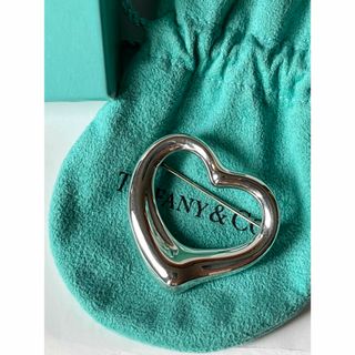 ティファニー(Tiffany & Co.)のティファニー　オープンハート　シルバー925 ブローチ 磨き済(ブローチ/コサージュ)