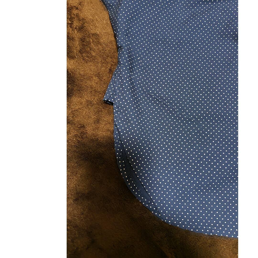 レディース　シャツ　水玉　紺 レディースのトップス(シャツ/ブラウス(長袖/七分))の商品写真