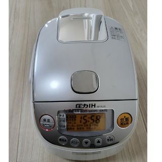 ゾウジルシ(象印)のZOJIRUSHI NP-RL05-WA【ジャンク品】(炊飯器)