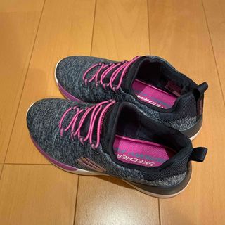 スケッチャーズ(SKECHERS)のスケッチャーズ　キッズスニーカー　美品　19センチ(スニーカー)