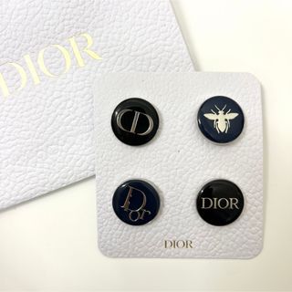 クリスチャンディオール(Christian Dior)の【新品未使用】【非売品】 Diorのピンバッジ♡(ブローチ/コサージュ)