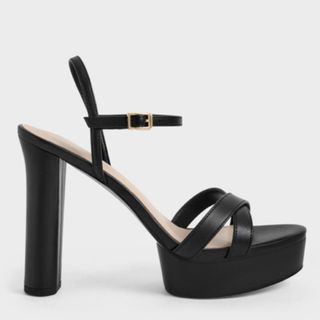 チャールズアンドキース(Charles and Keith)のCHARLES & KEITH クロスオーバー プラットフォームサンダル(サンダル)