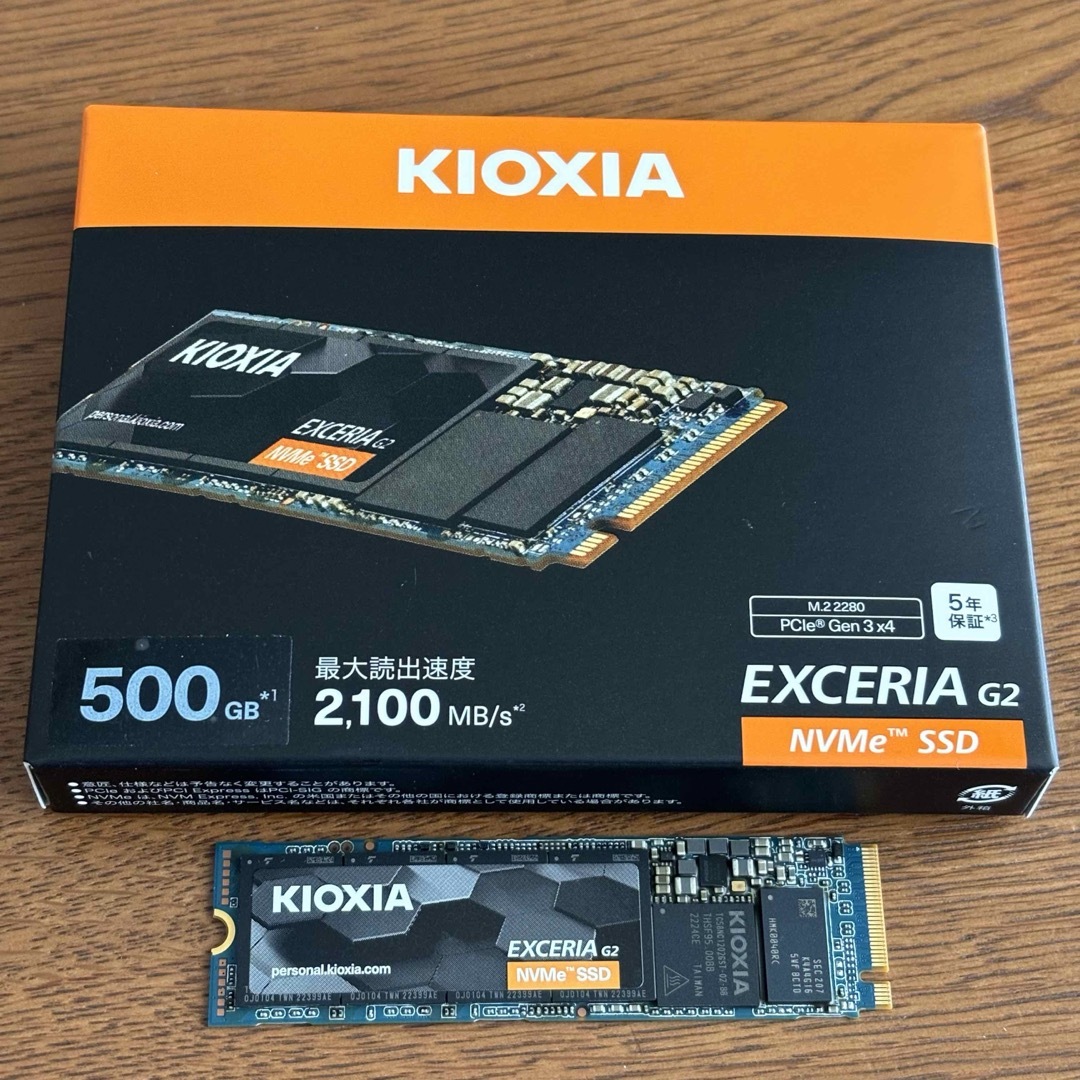 キオクシア EXCERIA G2 NVMe SSD 500GB スマホ/家電/カメラのPC/タブレット(PC周辺機器)の商品写真