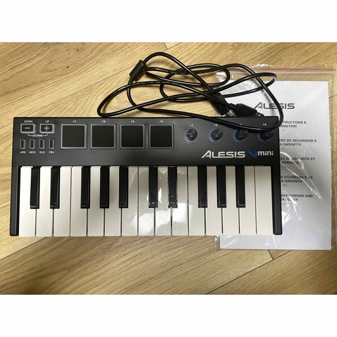 AKAI アカイ Ableton Live用コントローラー APC MINI  楽器のDTM/DAW(その他)の商品写真