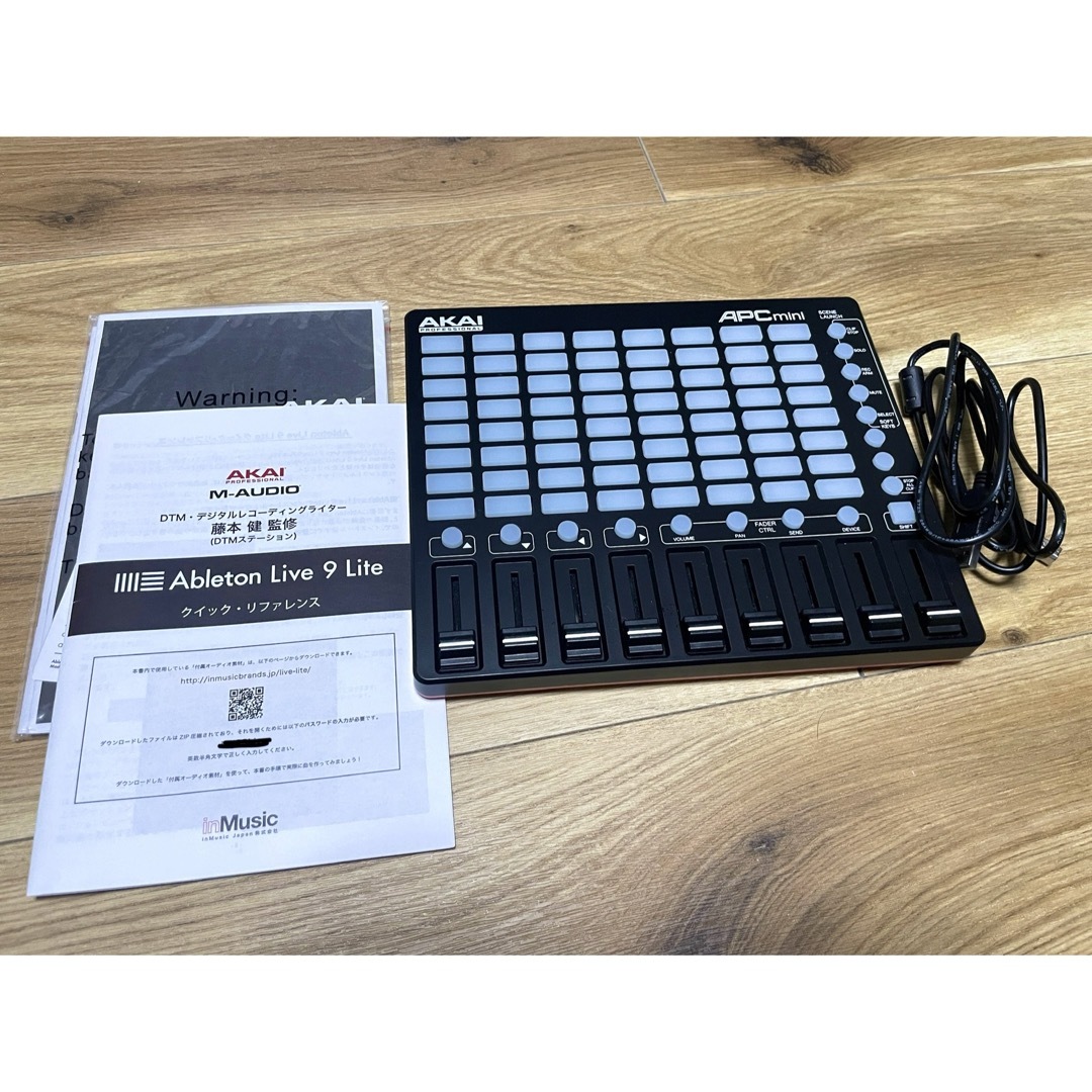 AKAI アカイ Ableton Live用コントローラー APC MINI  楽器のDTM/DAW(その他)の商品写真