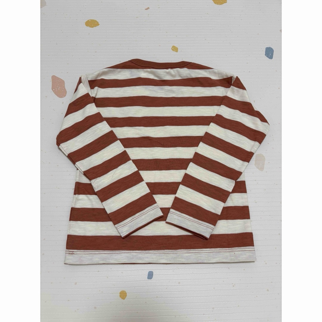 PETIT BATEAU(プチバトー)の新品☆PETIT BATEAU☆ストライプ長袖Tシャツクリームベージュ128㎝ キッズ/ベビー/マタニティのキッズ服男の子用(90cm~)(Tシャツ/カットソー)の商品写真