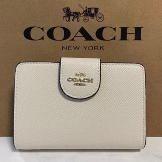 コーチ(COACH)の新品　コーチ　ホワイト　ワンポイント　二つ折り財布　小銭入れ有(財布)