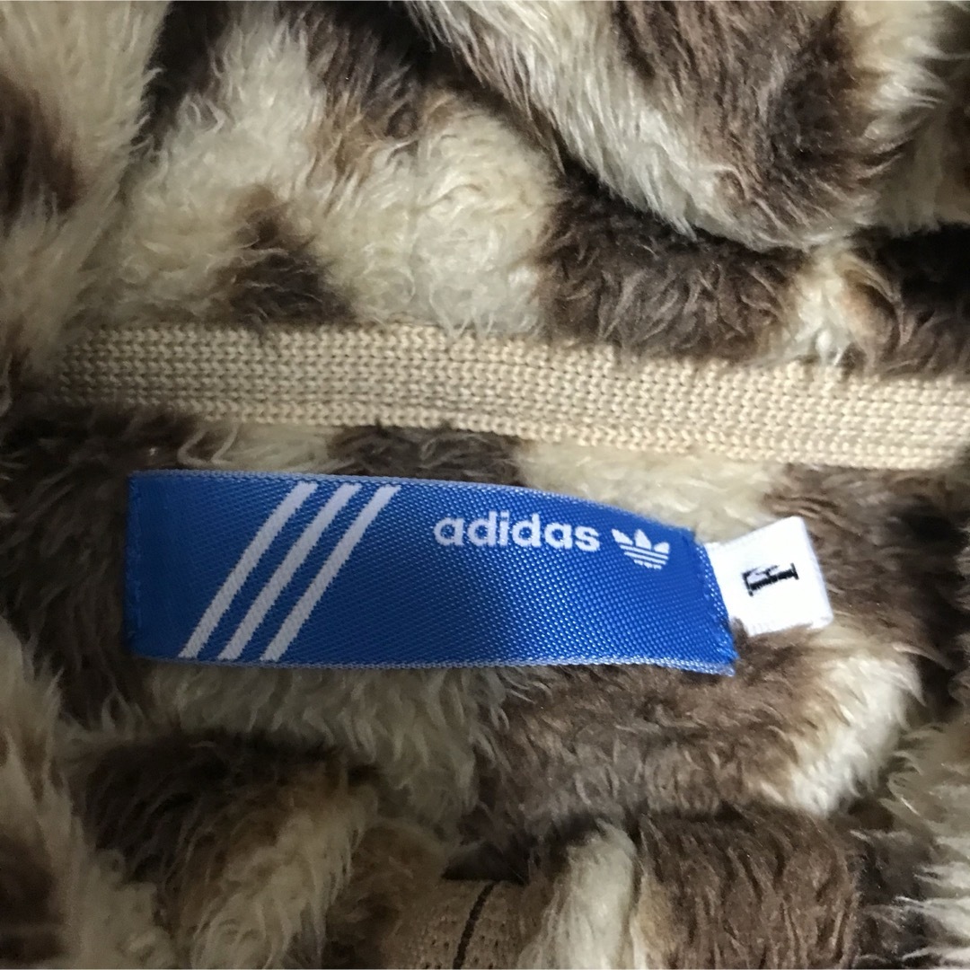 adidas(アディダス)のアディダス　レオパードボアフリース メンズのジャケット/アウター(ブルゾン)の商品写真