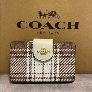 コーチ(COACH)の新品　コーチ　チェック　二つ折り財布　小銭入れ有(財布)