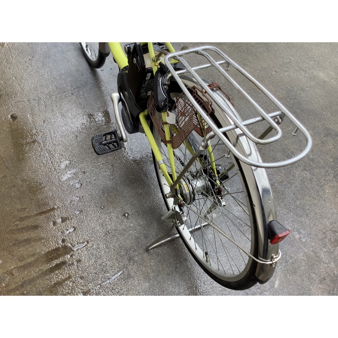 Panasonic(パナソニック)のパナソニック最新機種電動アシスト自転車vivi24インチ　キミドリボディー スポーツ/アウトドアの自転車(自転車本体)の商品写真