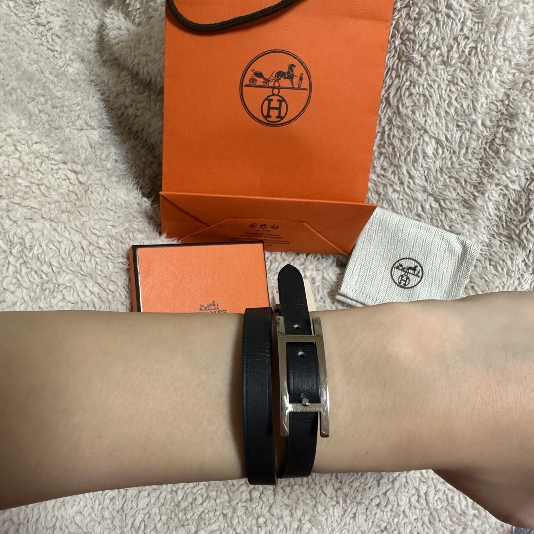 Hermes(エルメス)のHERMES エルメス　ブレスレット　レディース　ベルト　レザー レディースのアクセサリー(ブレスレット/バングル)の商品写真