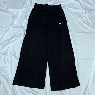 ナイキ(NIKE)のNIKE wide straight sweat pants(ワークパンツ/カーゴパンツ)