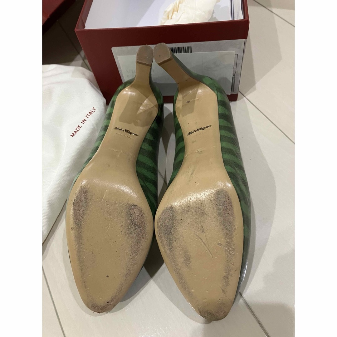 Ferragamo(フェラガモ)の9センチヒール レディースの靴/シューズ(ハイヒール/パンプス)の商品写真