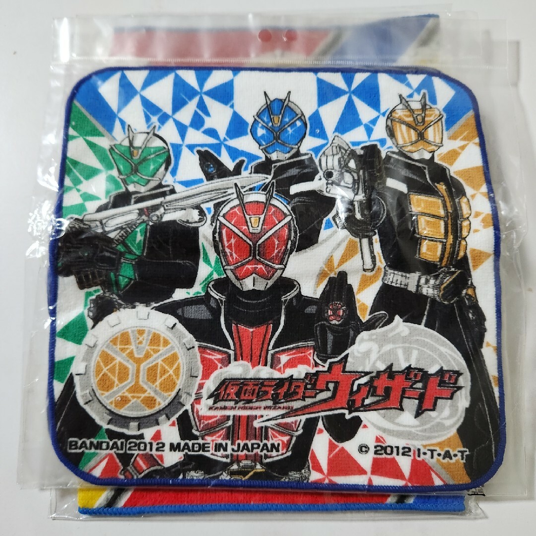 BANDAI(バンダイ)の匿名発送☆仮面ライダーウィザード☆ミニタオル☆3点☆新品☆ インテリア/住まい/日用品の日用品/生活雑貨/旅行(タオル/バス用品)の商品写真