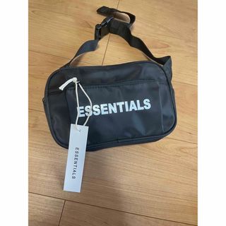 Essential - 訳あり ESSENTIALS エッセンシャルズ　ボディウエストバッグ