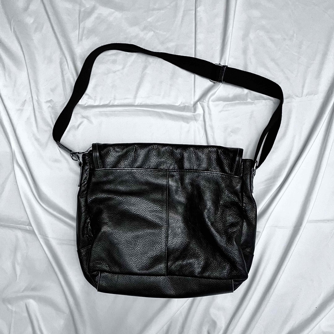 VINTAGE(ヴィンテージ)のvintage real leather messenger bag メンズのバッグ(メッセンジャーバッグ)の商品写真