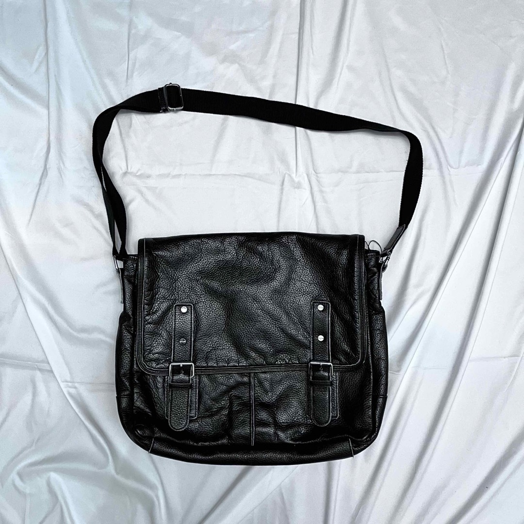 VINTAGE(ヴィンテージ)のvintage real leather messenger bag メンズのバッグ(メッセンジャーバッグ)の商品写真