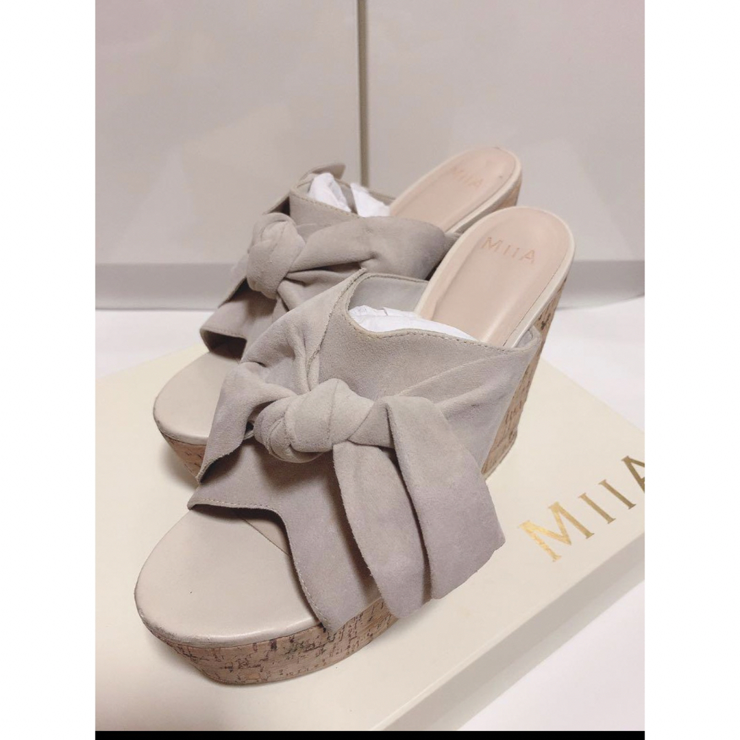 MIIA(ミーア)のMIIA リボンコルクサンダル レディースの靴/シューズ(サンダル)の商品写真