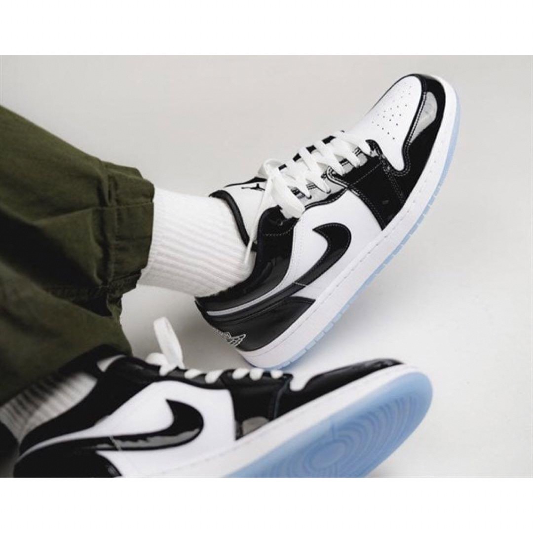 NIKE(ナイキ)のNike GS Air Jordan 1 Low "Concord" 23.0 レディースの靴/シューズ(スニーカー)の商品写真