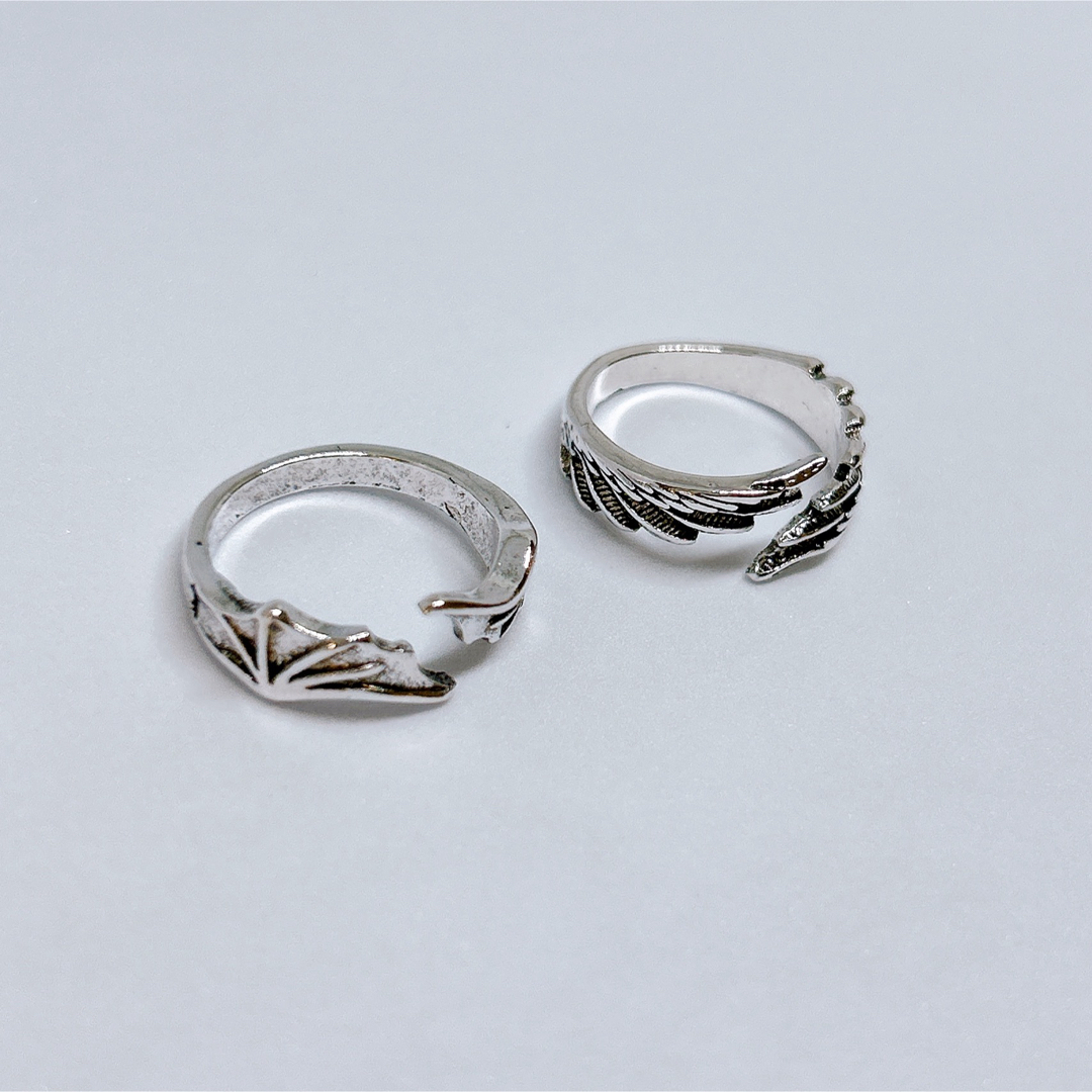 天使 デビル 羽　リング　指輪　アクセサリー  ユニセックス パンク シルバー レディースのアクセサリー(リング(指輪))の商品写真