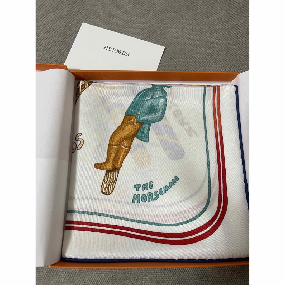 HERMES - 値下げ!新品未使用 エルメス カレ 70 《ファニー HERMES - 値下げ!新品未使用 エルメス カレ 70 《ファニー
