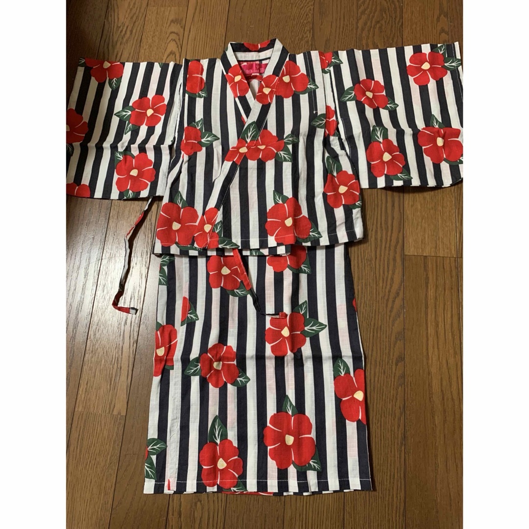 Bee(ビー)のS様専用です。 キッズ/ベビー/マタニティのキッズ服女の子用(90cm~)(甚平/浴衣)の商品写真