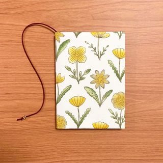 【 文庫本 】ブックカバー   ハンドメイド 春の花(ブックカバー)