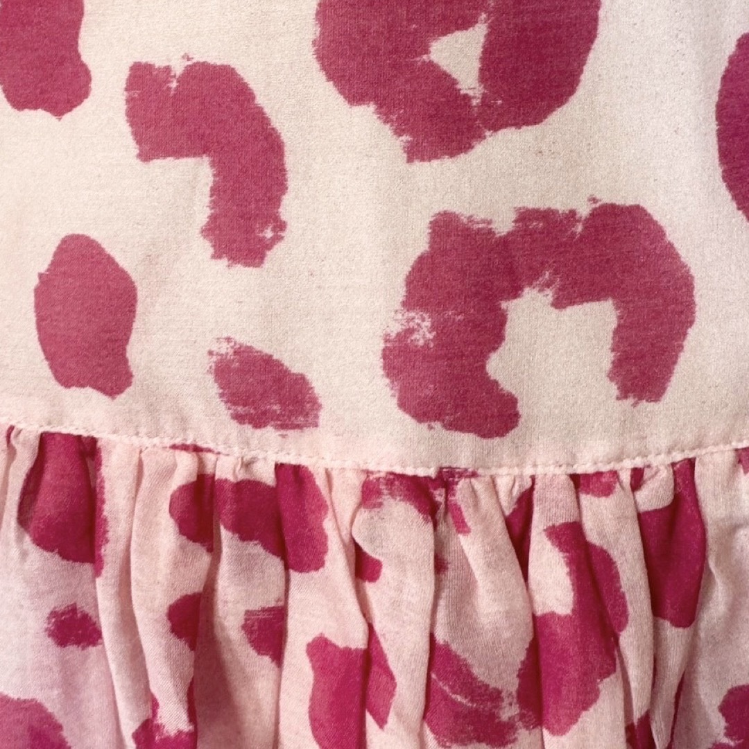 新品定価13万タグ付き 元ボッテガヴェネタデザイナー ピンクレパードスカート レディースのスカート(ひざ丈スカート)の商品写真