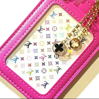 ルイヴィトン(LOUIS VUITTON)の希少✨LOUIS VUITTON✨モノグラムマルチ １枚 新品パスケース　３４(パスケース/IDカードホルダー)