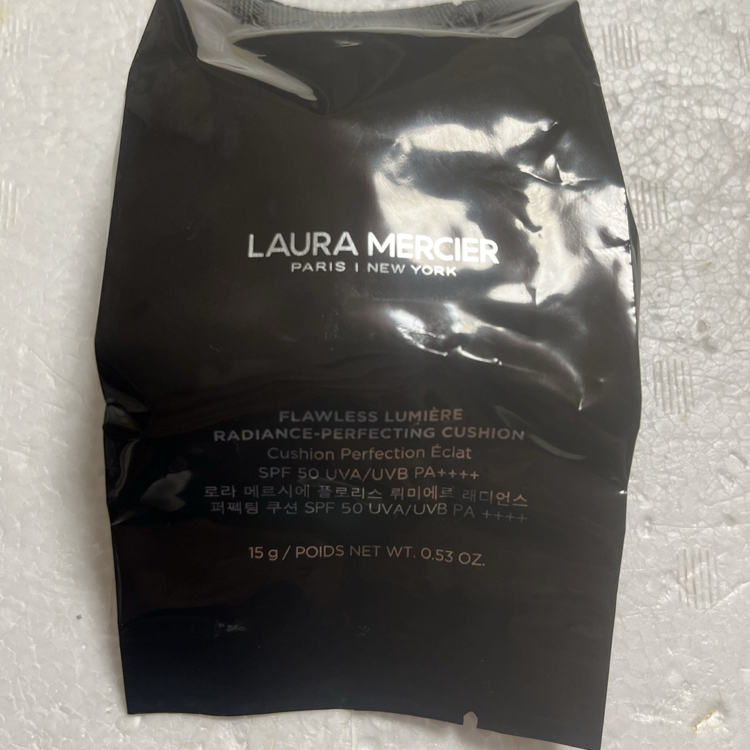 laura mercier(ローラメルシエ)のローラメルシエ クッションファンデーションレフィル1Ｎ1 コスメ/美容のベースメイク/化粧品(ファンデーション)の商品写真