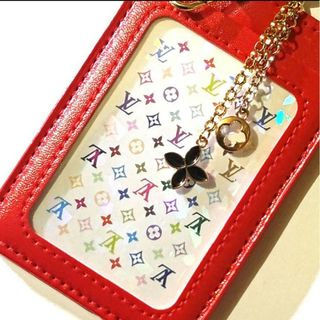 ルイヴィトン(LOUIS VUITTON)の希少✨LOUIS VUITTON✨モノグラムマルチ １枚 新品パスケース　R36(パスケース/IDカードホルダー)