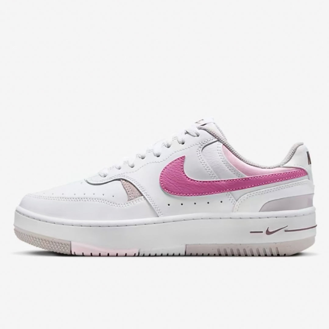 NIKE(ナイキ)のNIKE ナイキ  ガンマフォース ピンク ホワイト pink 23.5 新品 レディースの靴/シューズ(スニーカー)の商品写真