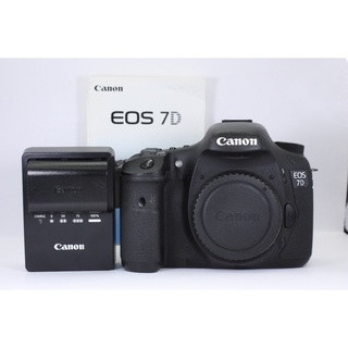キヤノン(Canon)のCANON EOS 7D 一眼レフ デジタルカメラ 使用感少なめ#384(デジタル一眼)