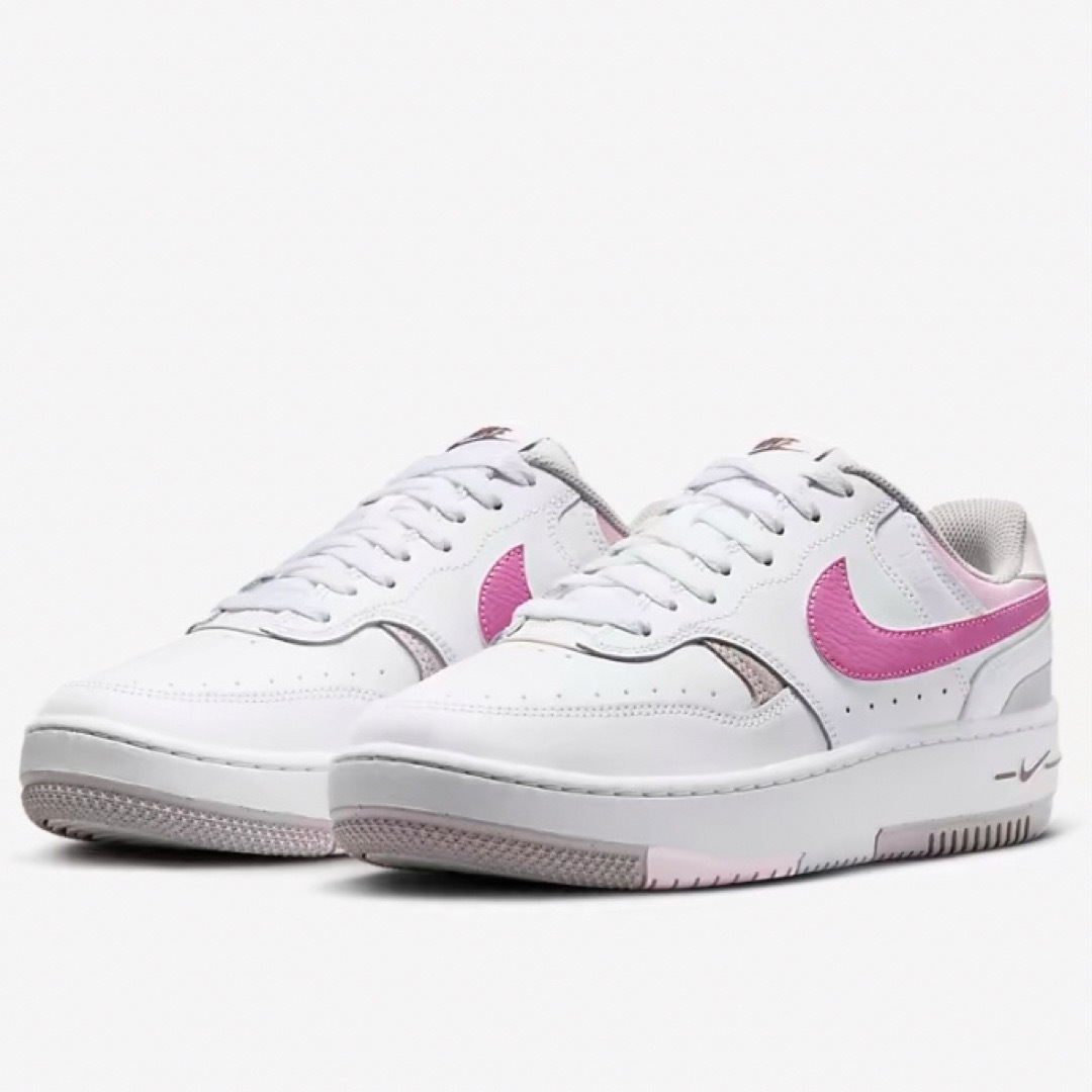 NIKE(ナイキ)のNIKE ナイキ  ガンマフォース ピンク ホワイト pink 25.5 新品 レディースの靴/シューズ(スニーカー)の商品写真