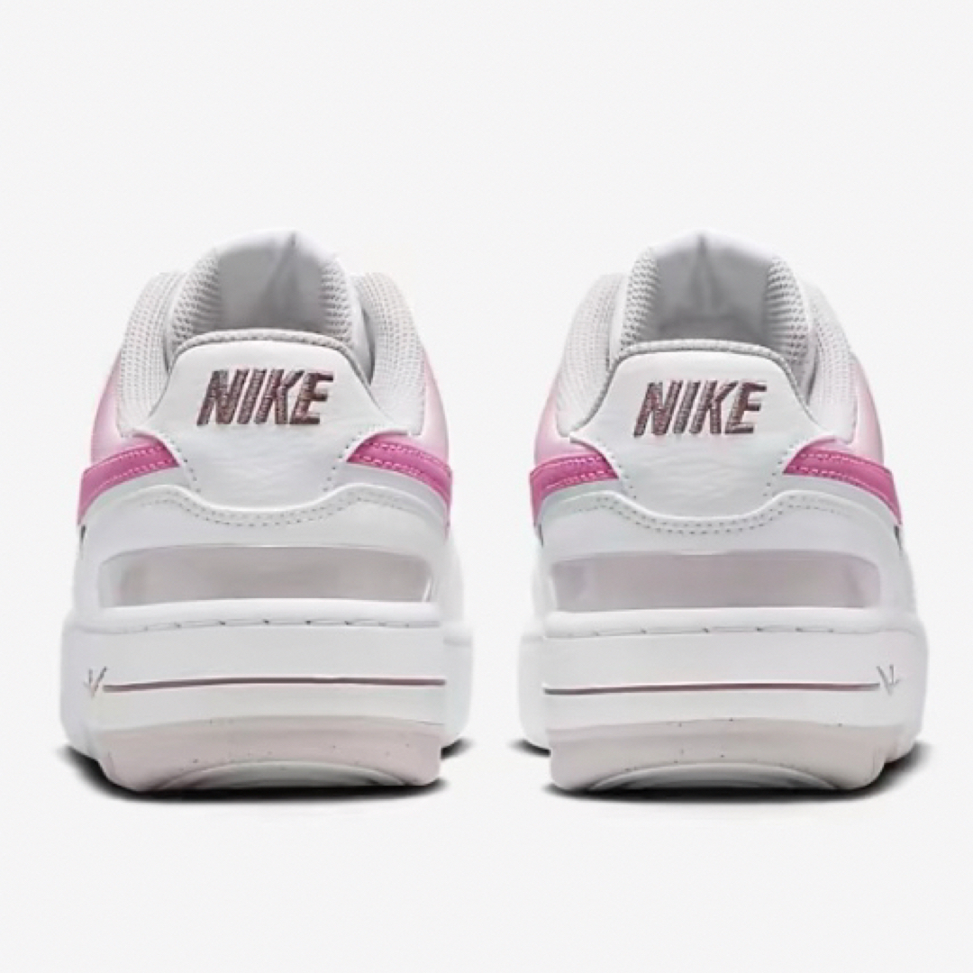 NIKE(ナイキ)のNIKE ナイキ  ガンマフォース ピンク ホワイト pink 25.5 新品 レディースの靴/シューズ(スニーカー)の商品写真